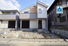 スーパー、コンビニ、ドラッグストアまで徒歩約15分圏内＾＾周辺環境充実しています＾＾