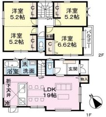 階段を間に挟んで、リビングとダイニングを配置。2階は洋室が3部屋あるので、お子様が大きくなっても安心ですね＾＾
