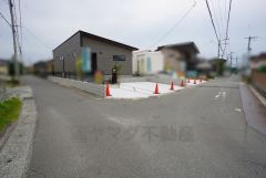 前面道路。