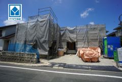 4ＬＤＫ。平屋。LDK広々20.5帖。敷地約70坪。駐車スペース3台分＾＾