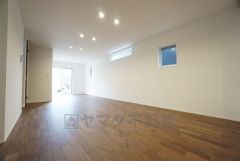 ご家族間のコミュニケーションが自然と増えるリビング階段のある間取り＾＾