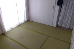 リビング隣には、ホッとできる和室(5帖)を用意。客間としてはもちろん、お子様のお昼寝スペースや書斎としても活躍してくれそうです＾＾ 