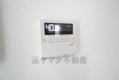 おいだき機能つきなのでお風呂に入る時間が異なるご家庭には嬉しいですね。ボタン一つで快適で便利な生活が＾＾