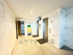 エレベーター2台完備＾＾