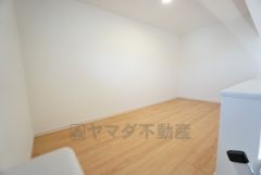 約9帖の洋室にはロフト付きです＾＾