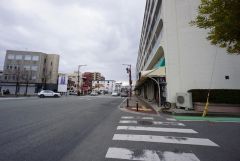 西鉄バス停目の前＾＾
