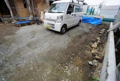 駐車スペース2台確保＾＾ マイカー用に、お客さま用にご利用いただけます＾＾