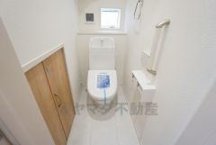 トイレは1階と2階それぞれに設けられています。