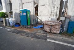 駐車スペースは2台分を確保。マイカー用に、お客さま用にご利用いただけます。