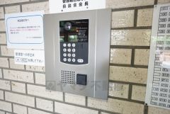 モニター付きオートロックです。