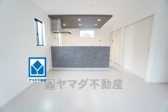 対面式キッチンなのでリビングにいるご家族とコミュニケーションを取りながら洗い物や、お料理が楽しめそうですね＾＾