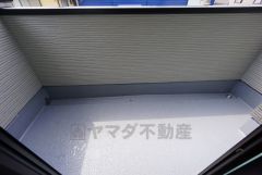陽当たりが良さそうなバルコニー。