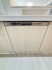 炊事時間を大幅に短縮できる食器洗浄乾燥機付き＾＾食器を洗う手間が減るので家族とのコミュニケーションの時間や自分の時間が増えますね。 