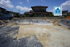 オール電化＾＾老司小学校(歩6分)、老司中学校(歩7分)＾＾南向き＾＾陽当たり良好＾＾駐車2台＾＾