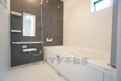 一日の疲れを癒すバスルーム。