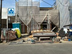 ＭｒＭａｘすぐ隣＾＾西鉄バス「上長尾」歩2分。博多駅・天神方面行＾＾