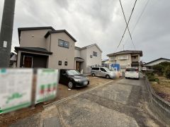 小郡小学校（徒歩8分）、小郡中学校（徒歩14分）＾＾