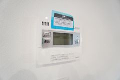 おいだき機能つきなのでお風呂に入る時間が異なるご家庭には嬉しいですね。ボタン一つで快適で便利な生活が＾＾