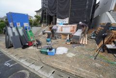 駐車スペースは2台分を確保。マイカー用に、お客さま用に、余裕を持ってご利用いただけます。
