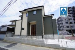 1号棟。 西鉄バス「観音堂」停徒歩3分圏内。カースペース2台確保＾＾