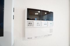 おいだき機能つきなのでお風呂に入る時間が異なるご家庭には嬉しいですね。ボタン一つで快適で便利な生活が＾＾