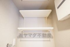 ランドリースペース上部には収納棚付き＾＾