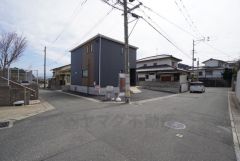 開放感のある角地＾＾マルショク鶴田店(車3分/850ｍ)