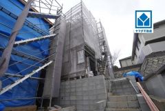 敷地面積約52坪＾＾西鉄バス「寺塚」歩3分。天神行き＾＾歩4分圏にセブン、ローソン、ドラモリ、保育園など周辺環境充実しています＾＾