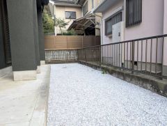 お庭付き＾＾日光浴やガーデニングはもちろん、お子さまの外遊びの場としても＾＾