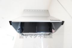 お手入れのしやすいレンジフードになってます＾＾