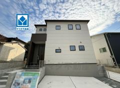 南向き。陽当たり、風通し良好＾＾ 西鉄バス「長住四丁目」停まで徒歩約5分＾＾小学校まで徒歩約6分＾＾