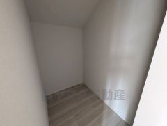 洋室にはウォークインクローゼットが設けられています。すっきりと整理整頓でき気持ちよく過ごせますね＾＾