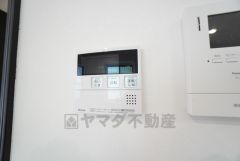 おいだき機能つきなのでお風呂に入る時間が異なるご家庭には嬉しいですね。ボタン一つで快適で便利な生活が＾＾