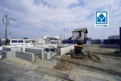 角地＾＾敷地面積約50坪。回遊動線で効率的な住空間＾＾