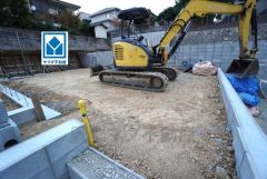 西鉄バス「寺塚」歩3分。天神行き＾＾歩4分圏にセブン、ローソン、ドラモリ、保育園など周辺環境充実しています＾＾