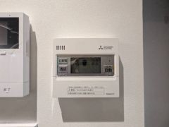 おいだき機能つきなのでお風呂に入る時間が異なるご家庭には嬉しいですね。ボタン一つで快適で便利な生活が＾＾
