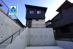 オール電化＾＾「ただいま手洗い」玄関に手洗器設置＾＾駐車スペースは2台分＾＾