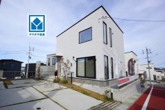 西鉄バス「片縄」停まで徒歩5分＾＾博多・天神・大橋など多方面行き。JR「博多南」駅まで（自転車10分/2.1ｋｍ）。敷地約50坪＾＾駐車2台＾＾閑静な住宅地＾＾