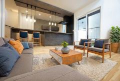 家族が集まる開放的なリビング。思い思いの時間を過ごしたり食事をしたり、素敵な団らんの場になりますね。CGによるイメージ画像。