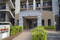 清掃の行き届いたきれいなエントランス入口です。