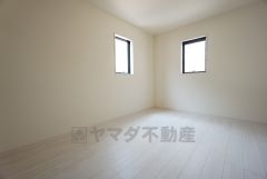 広々と確保されたストレージルーム。趣味のスペースとしてや季節物の衣類の保管など様々な使い方ができそうです＾＾