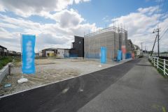 前面道路は西側4ｍ公道です＾＾