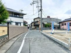 前面道路は北東側約4.8ｍの公道に面しています＾＾