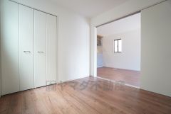 4.5帖。家具を選ばないナチュラルなフローリングとシンプルなクロスです＾＾