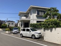 カースペースは車種によっては2台停められます。