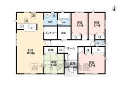 平屋4LDK。LDKは18.5帖。上部は勾配天井で開放感ある空間＾＾ファミリークローク・パントリーなど収納豊富＾＾全居室収納＾＾