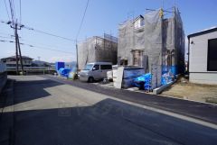 前面道路。南側6ｍ公道。西鉄バス「轟木」停まで徒歩約8分＾＾