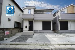 スーパー、コンビニ、ドラッグストアまで徒歩約15分圏内＾＾周辺環境充実しています＾＾
