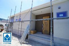 生活がワンフロアで完結する平屋建て＾＾敷地約73坪。駐車3台分＾＾西鉄バス「六本松」歩3分。
