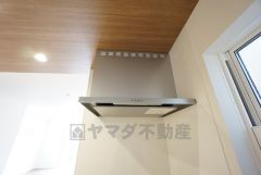 コンロ上には換気扇完備＾＾
